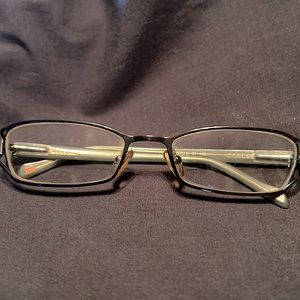 Pre-owned Elizabeth Arden Eyeglasses